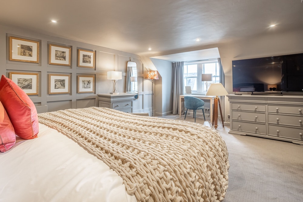 No1. Apartments & Bedrooms St Andrews - St Mary’s view 2