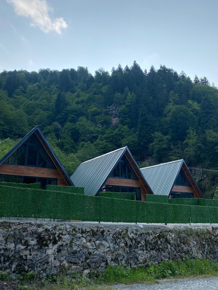 Tozkaban Bungalov