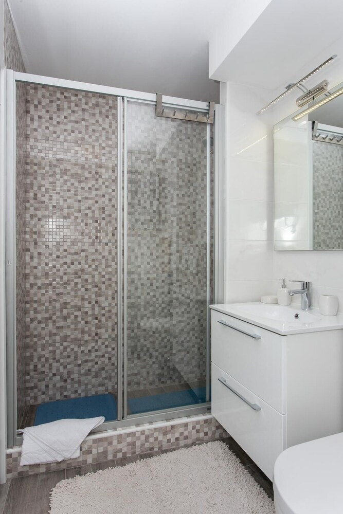 Apartment Tetepave