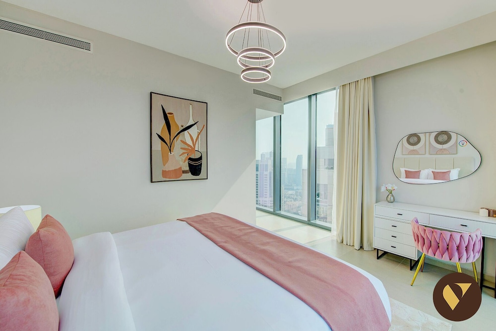 Vogue 43rd Floor Boulevard Heights