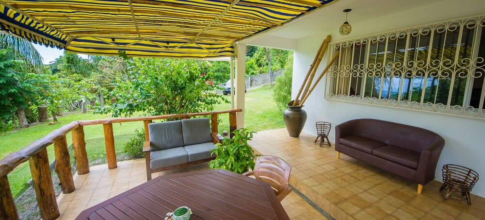 Lemongrass Lodge