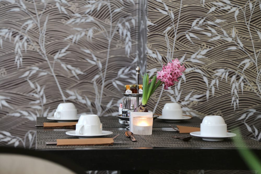 Kifisia Vacations - The Y Hotel - Property Image 8