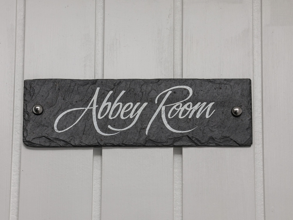 Hideaway Cottage