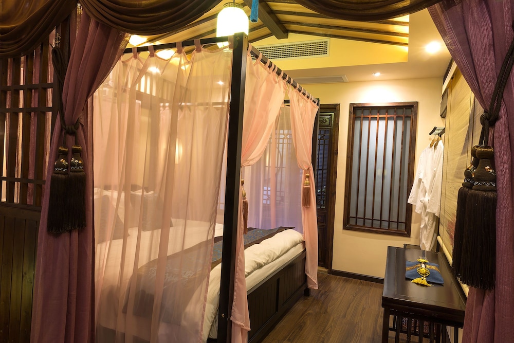 FTYS Hostel
