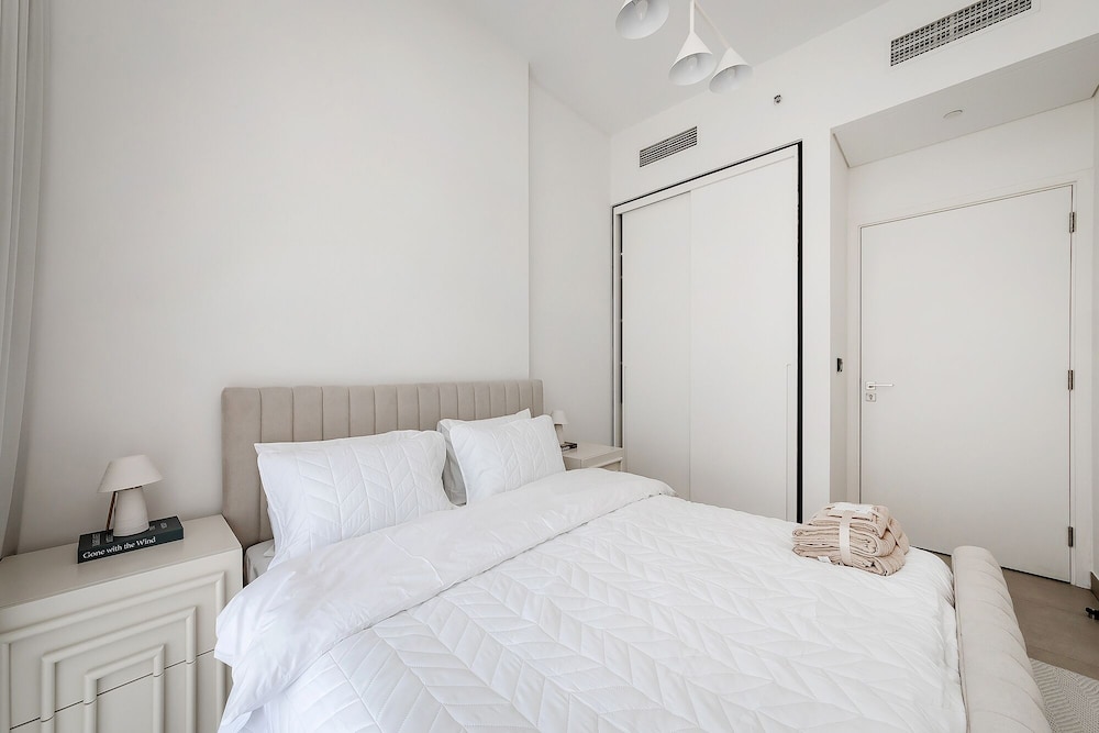Deluxe 2BR Apartments at Socio