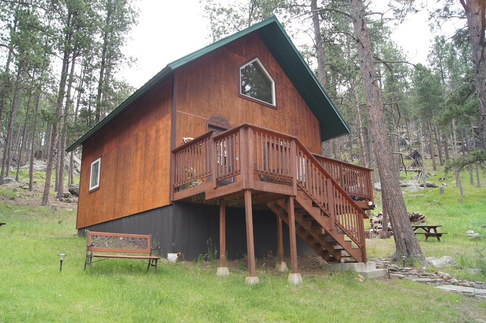Elk Haven Vacation Cabins view 3