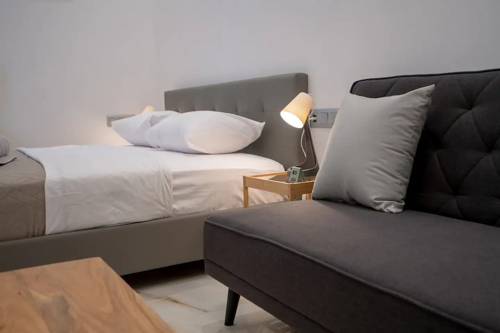Cozy Apartment for 3 Persons in Athens