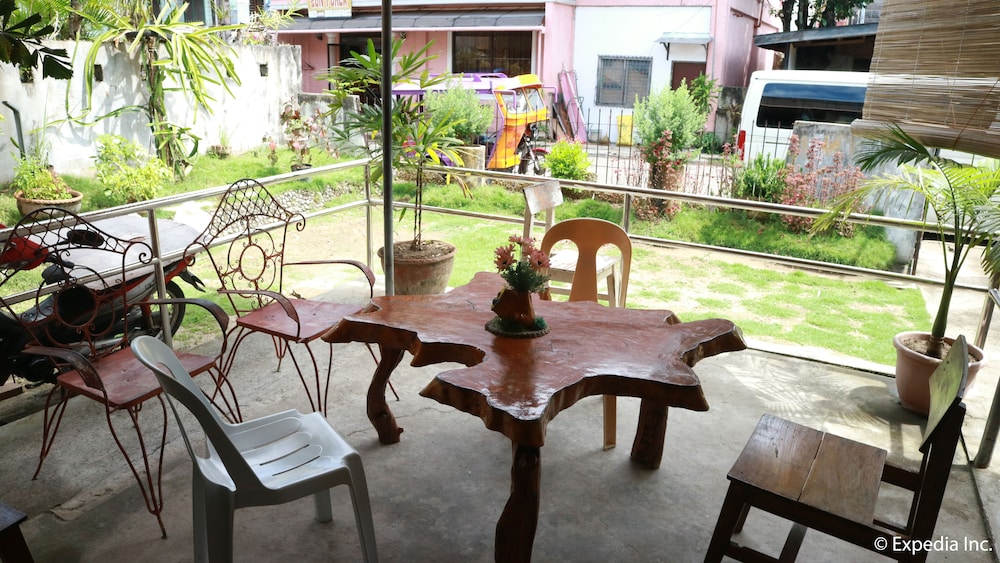 DJV Southville Guest House