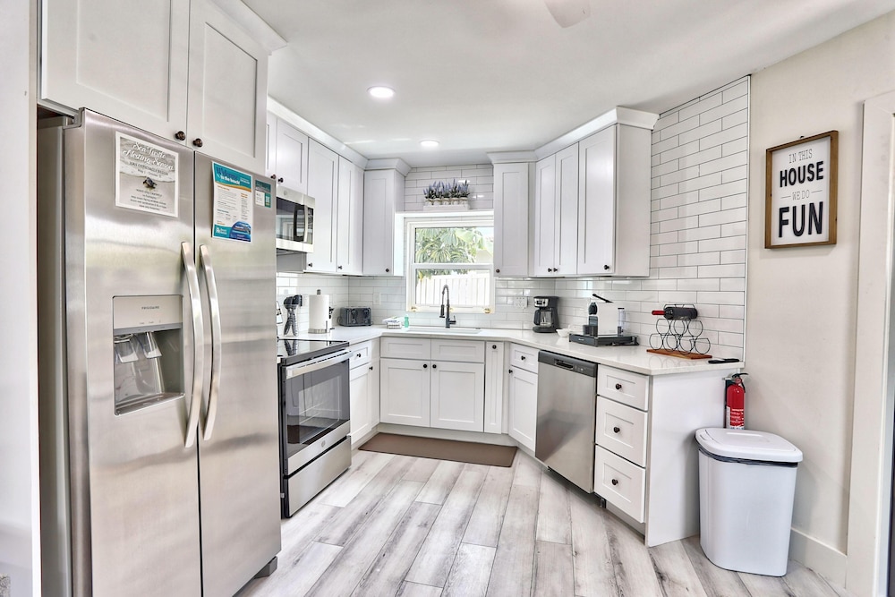 Villa At Bahia Shores-whole Property
