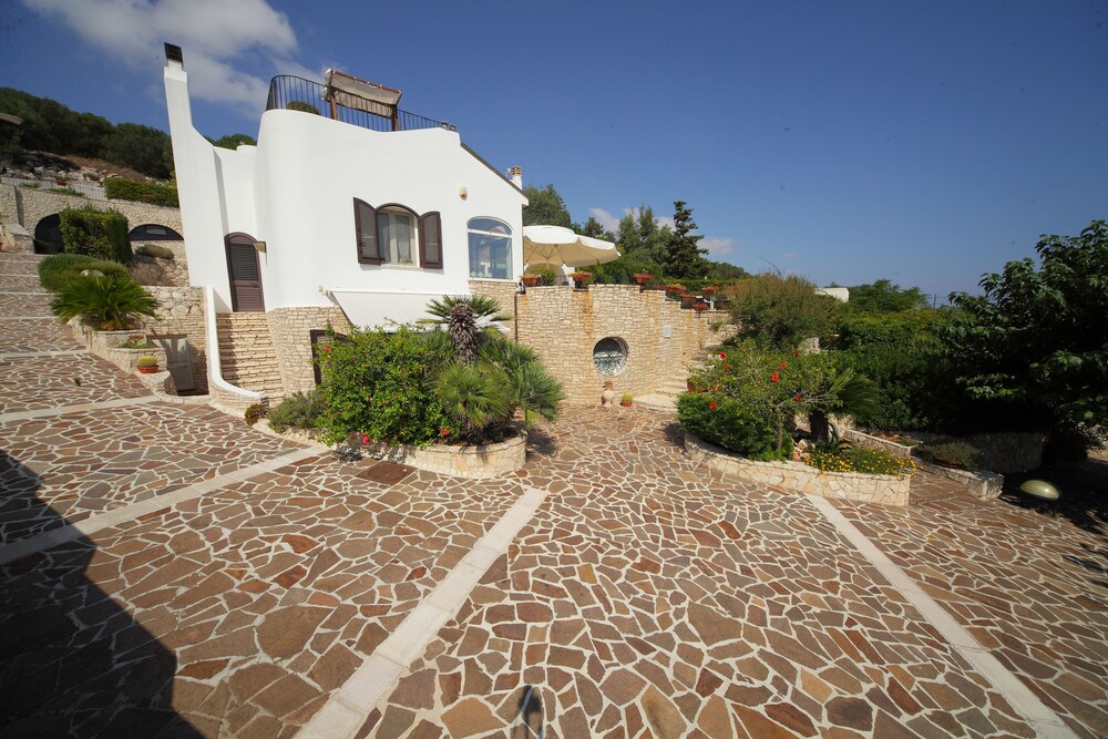 Villa Degli Dei