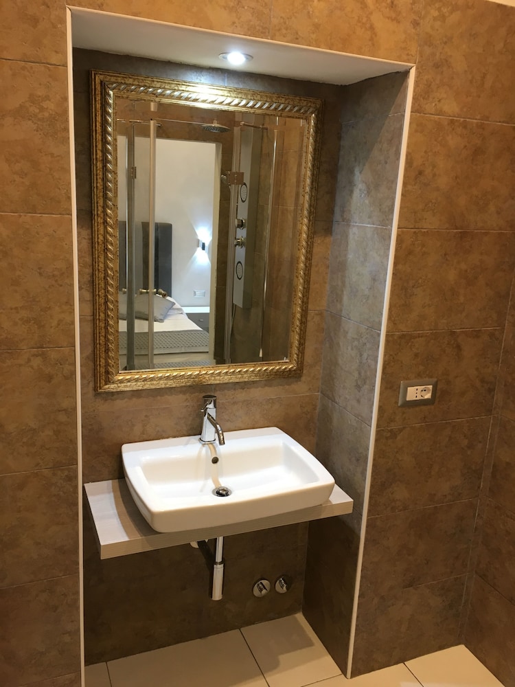 Roma Veneto Relais