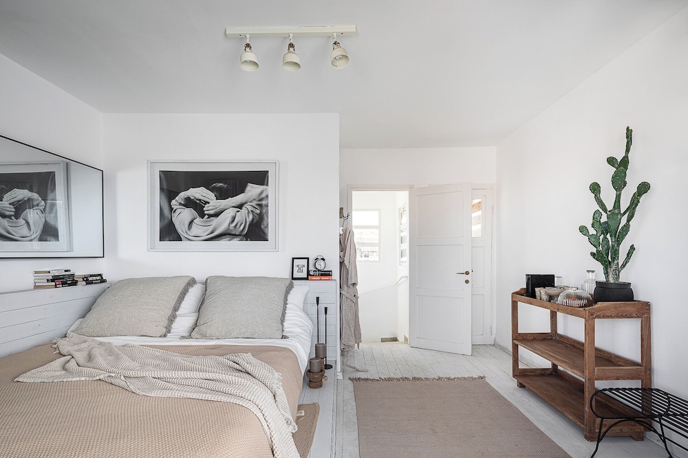 The Gem of Neve Tzedek by Sea N' Rent