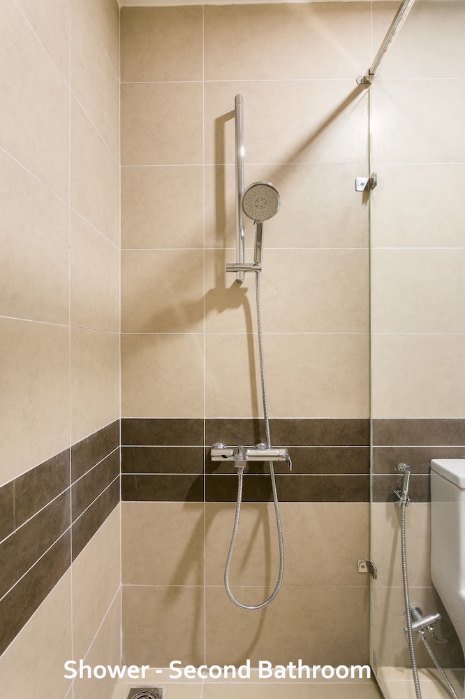 Henry Studio Luxury 2BR SWPool 17th