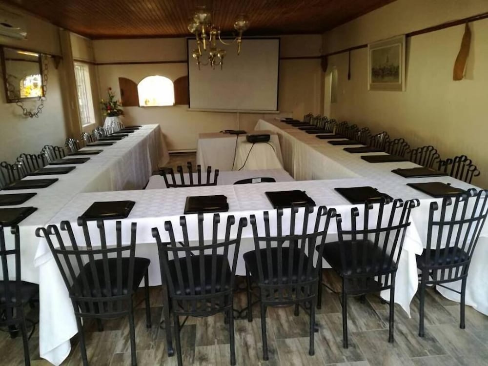 meeting & event spaces