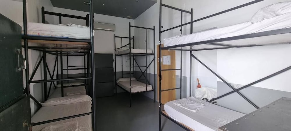 SEVILLE YOUR WAY HOSTEL