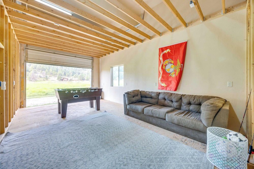 Creekside Florrisant Hideaway - Great for Anglers!