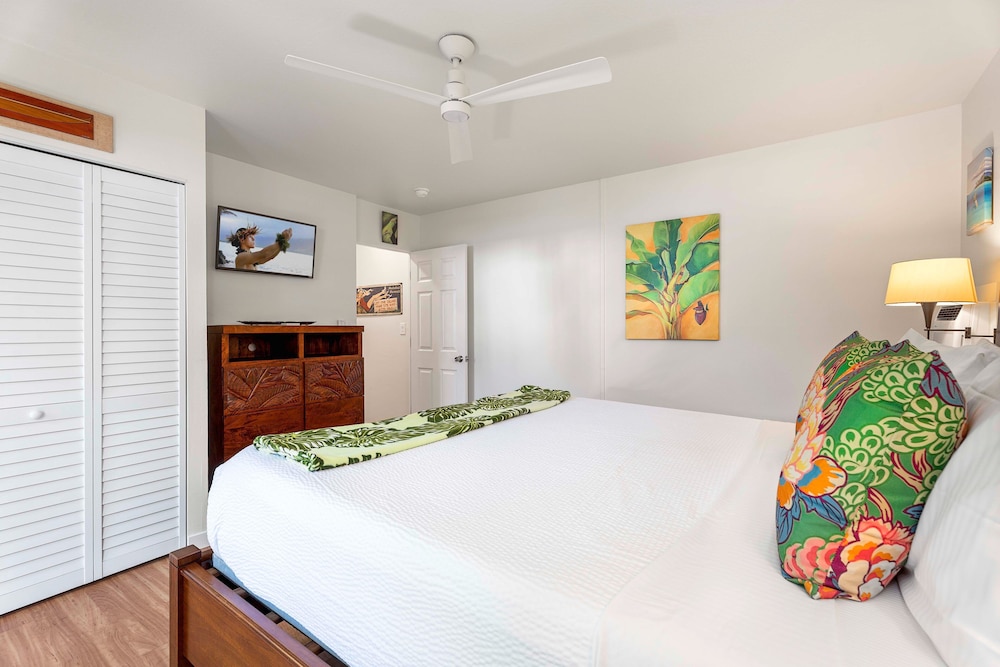 Premier Ocean Front Complex - No Stairs! - AC - Vrkcv