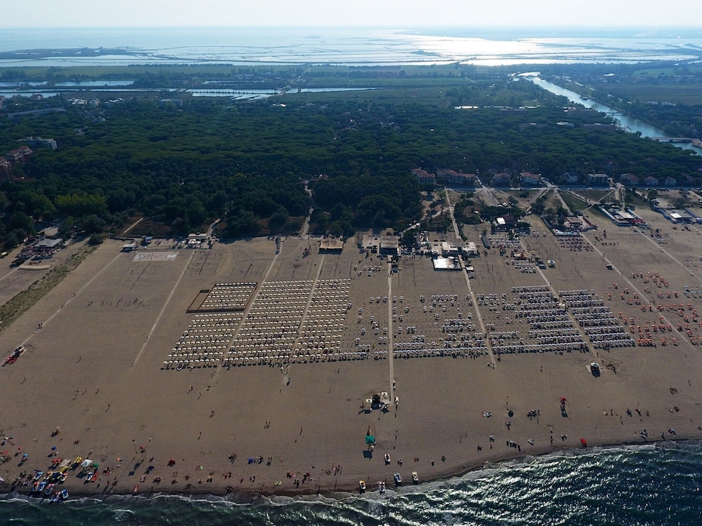 Mobile Home in Po Delta Park With Beach Access view 5
