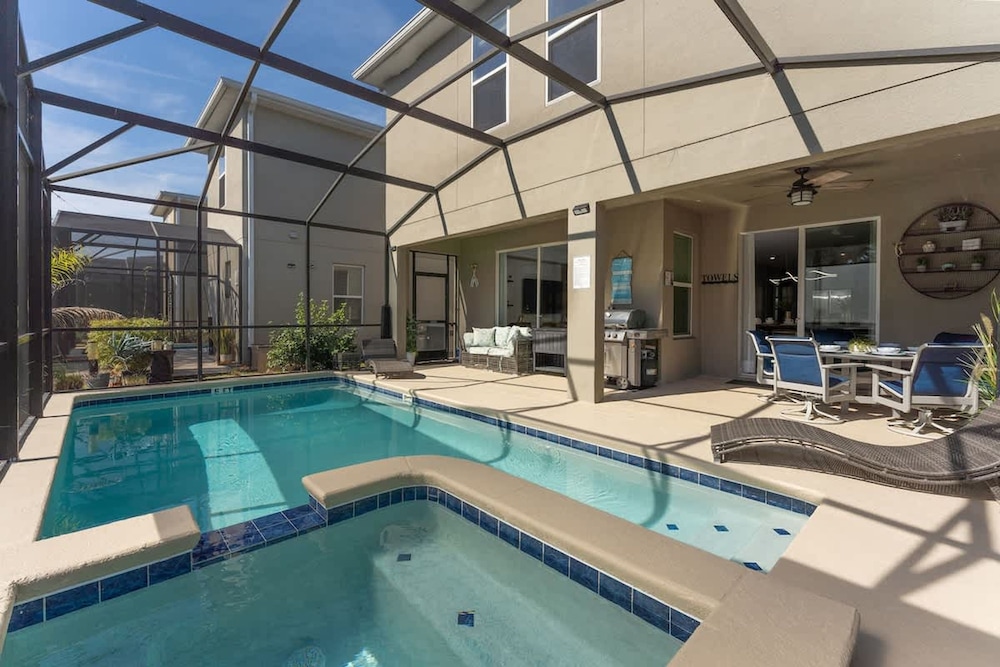 Exclusive Luxe Single Family 6 BR Sl2765