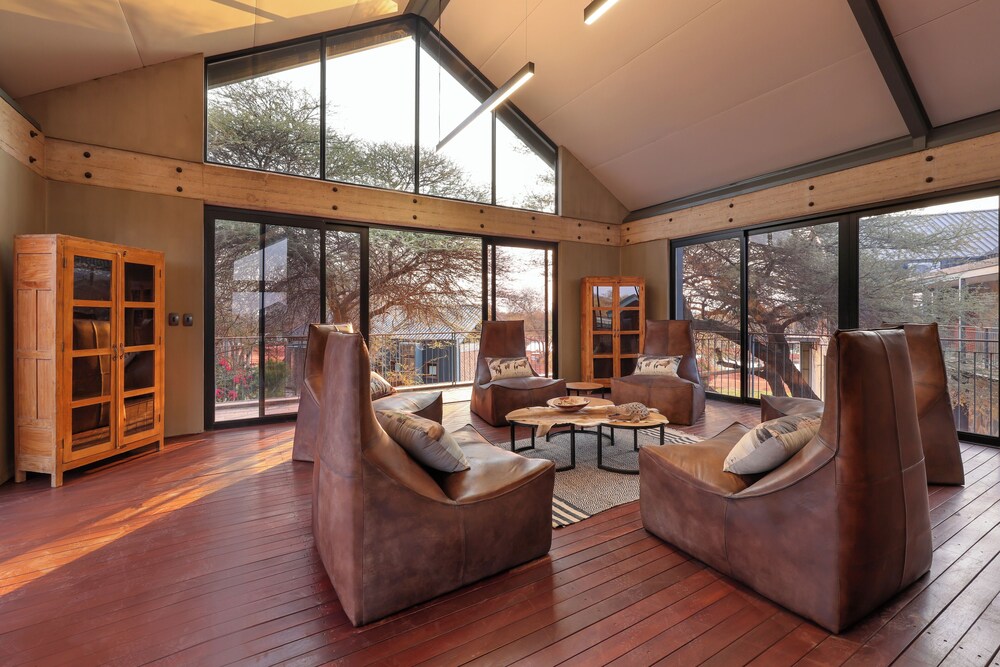 Naka Luxury Safari Lodge