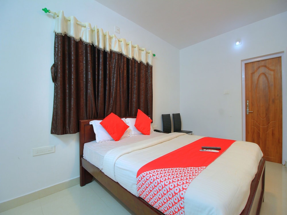 OYO 15478 Lalana Residency view 5