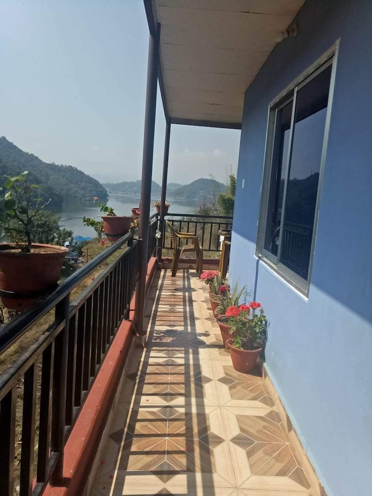 Begnas Lake front guest house