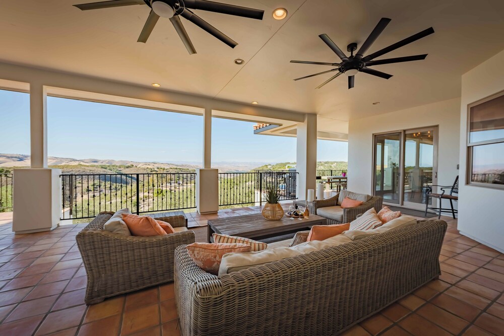 Blue Oak Oasis