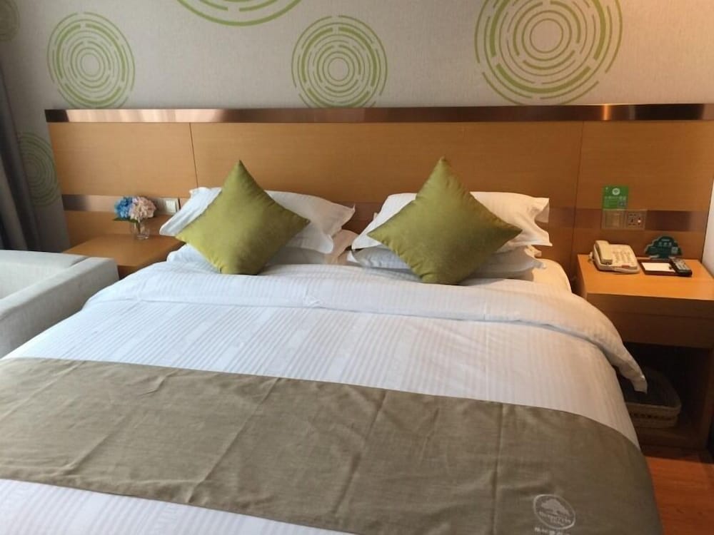 GreenTree Inn Fuzhou Gushilou District North Xierhuan Road Zuohai park Express Hotel