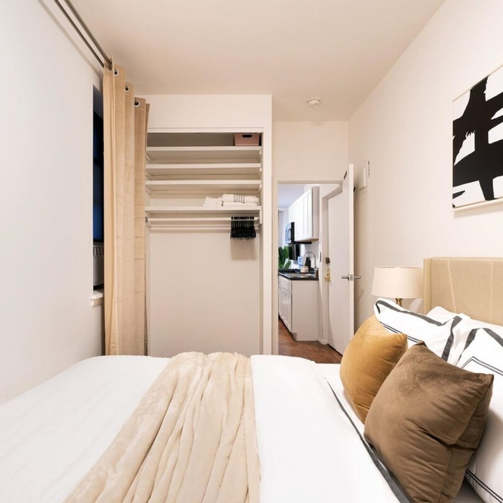 1288-3rn New Renovated 1 Bedroom in UES