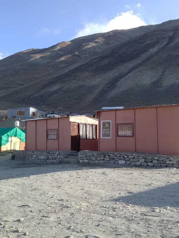Native Retreat Cottage Pangong Ladakh UT view 3