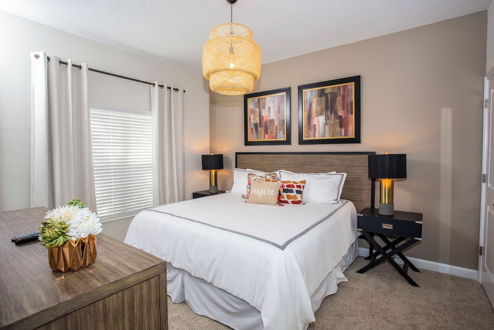 Four Bedroom Storey Lake Resort Close to Disney w Pool 3063 - Image 5
