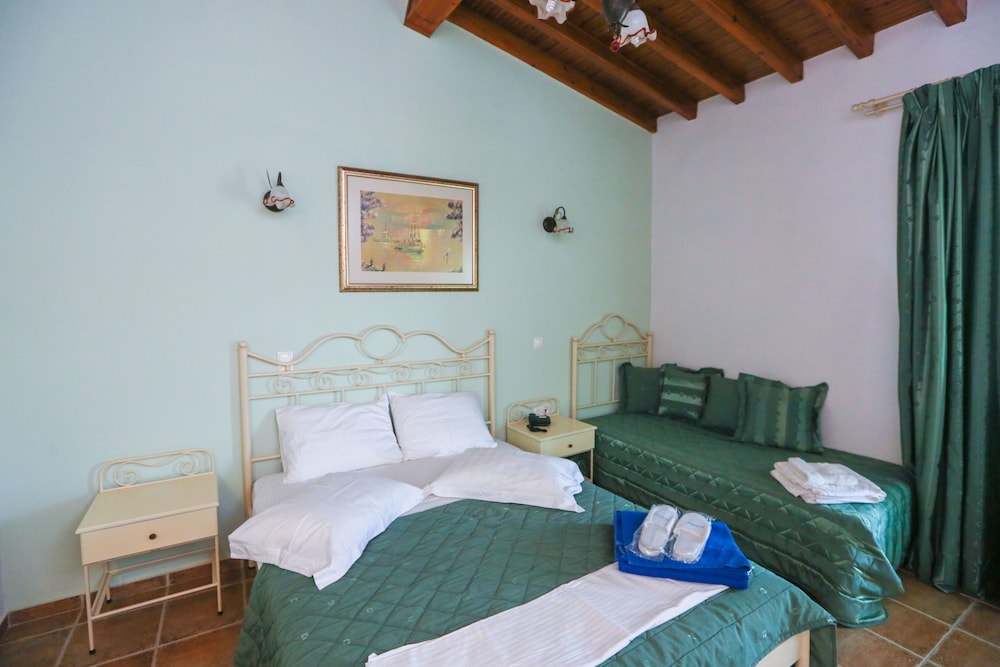 Skiathos Island Suites