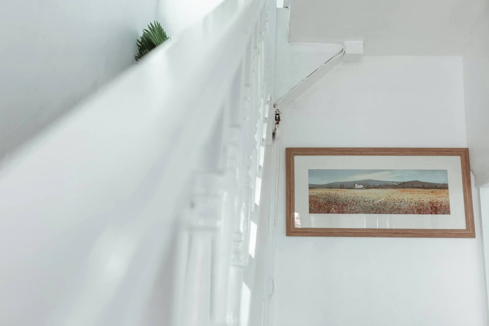 Cozy 3 Bedroom Home in Leeds, Perfect for Families and Groups