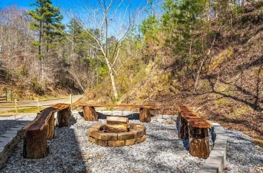 Hidden Acres Lodge 3 Bedroom Cabin