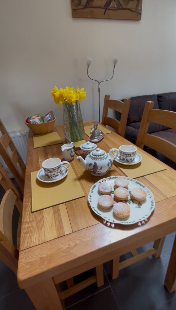 Cozy Grofftau Cottage in Ystrad Meurig