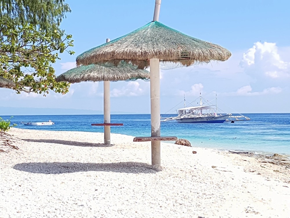 Santander Pebbles Beach Resort