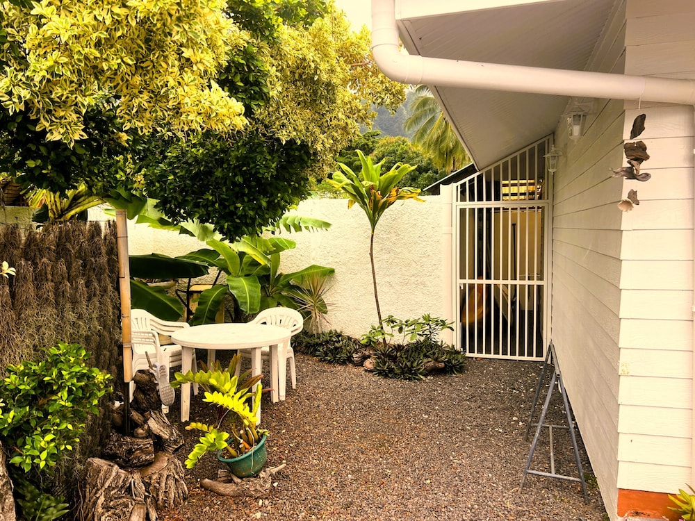 Tahiti - The Cozy Corner