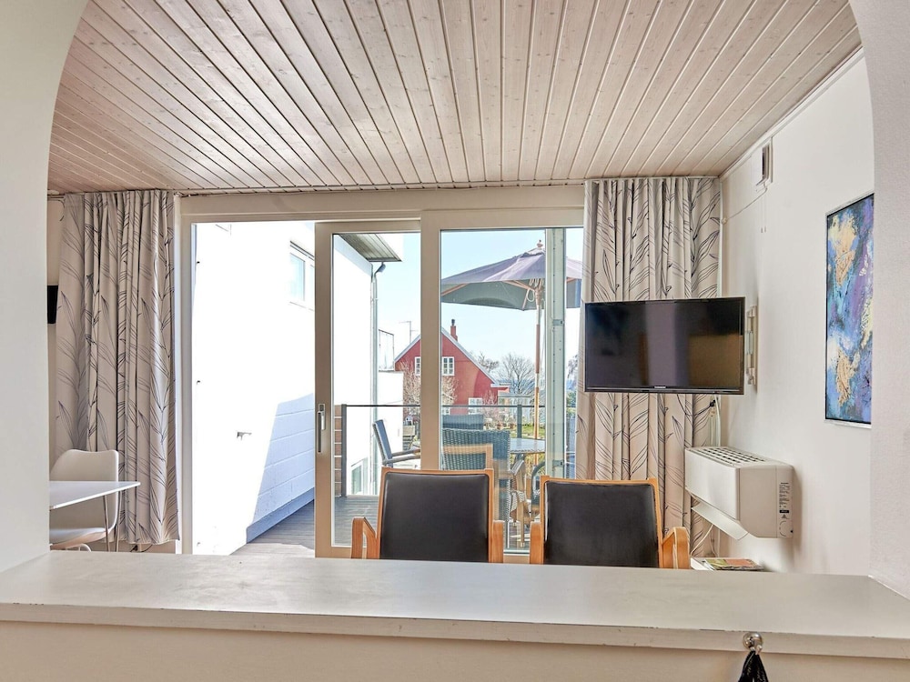5 Person Holiday Home in Allinge-by Traum view 4