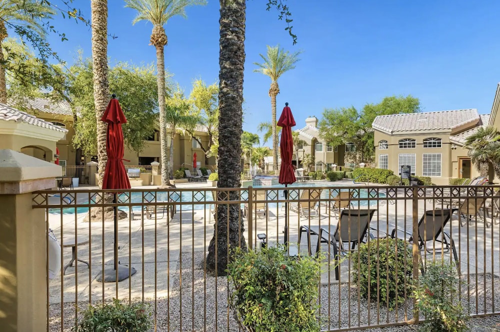 Shea Scottsdale in Scottsdale