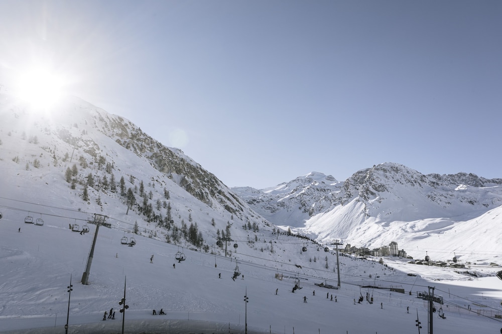 Tignes Vacations - Hotel Le Levanna by Les Etincelles - Property Image 2