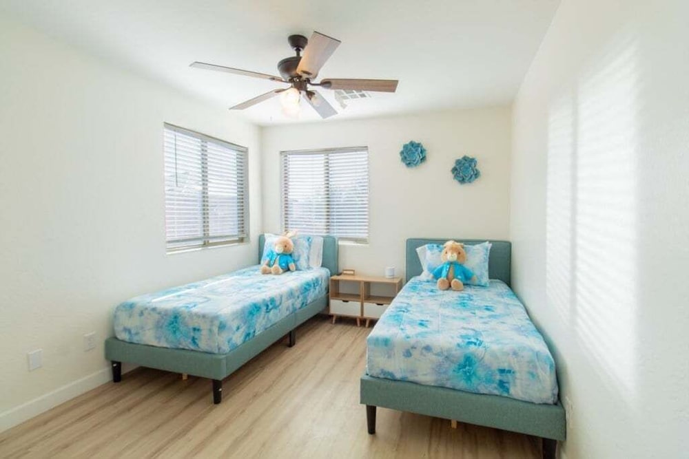 Casa Desert Willow - Stayshores 5 Bedroom Home