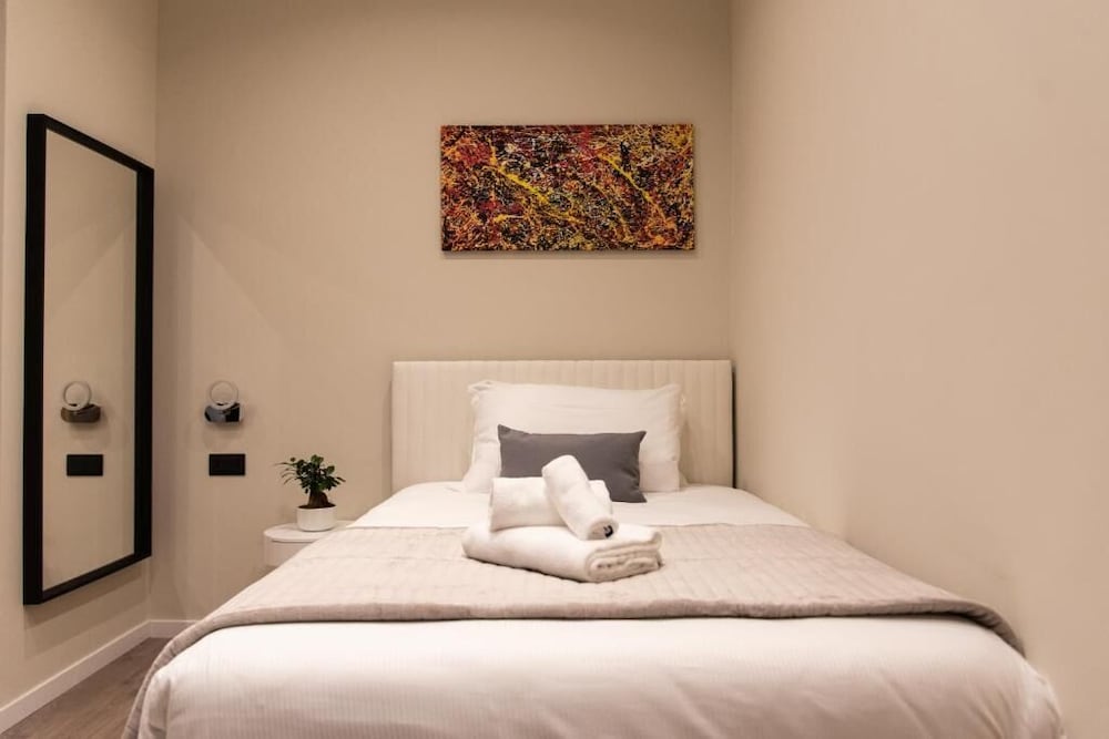 XXIV Domus Luxury Suites