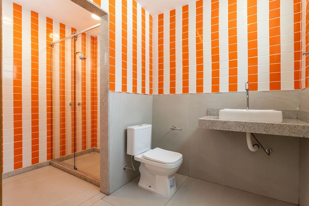 Charming Studio Just a Few Steps From the Beach CNJ Q6