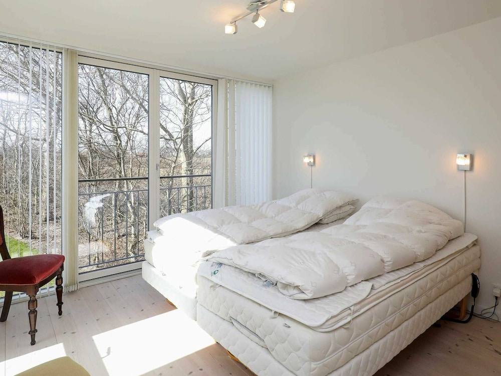 6 Person Holiday Home in Thyholm-by Traum