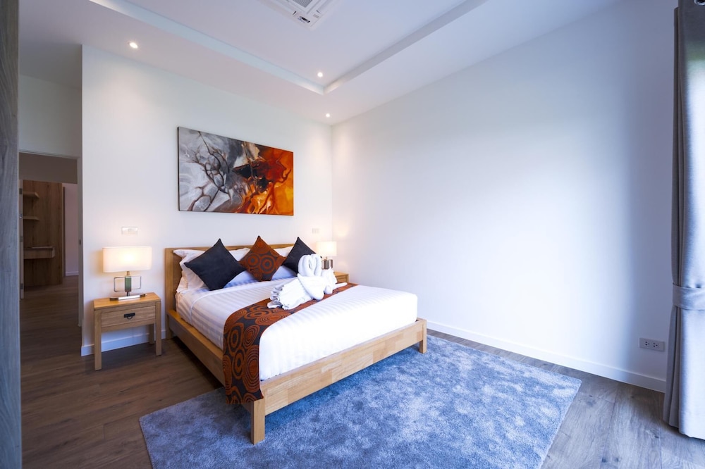 Brand-New Modern 3-Bedroom Villa MB20