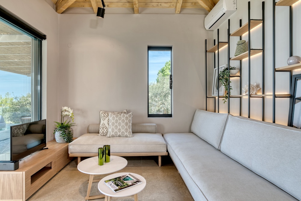Art Blue Villas