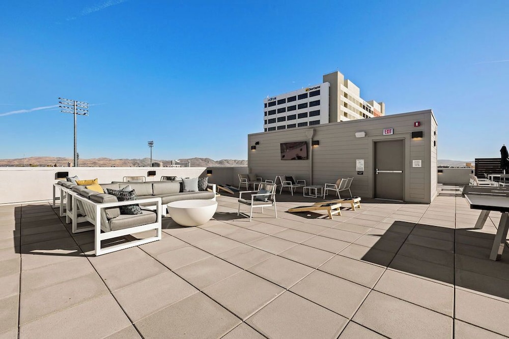 Placemakr Reno