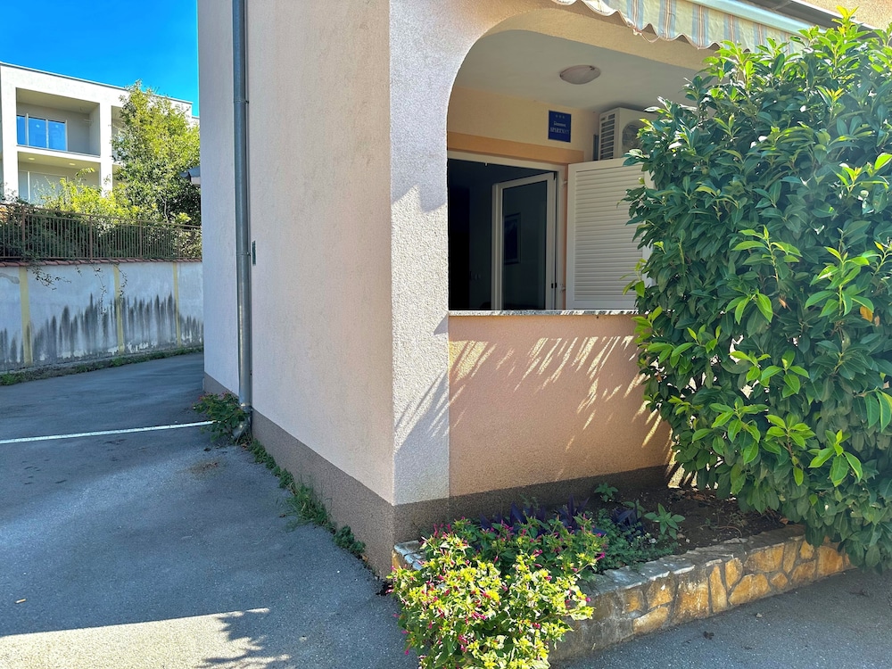Apartman Portos