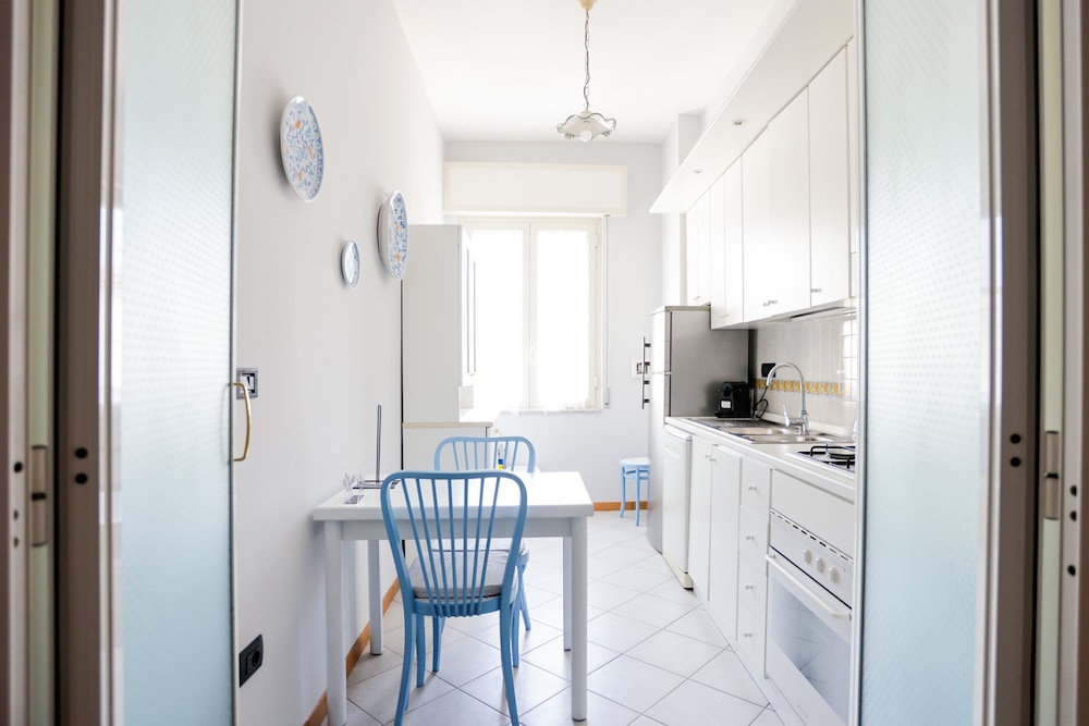 Riviera di Chiaia 207