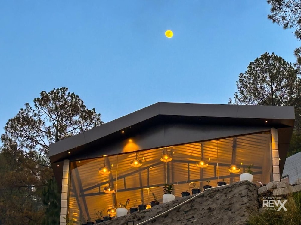 Anupraas Resort